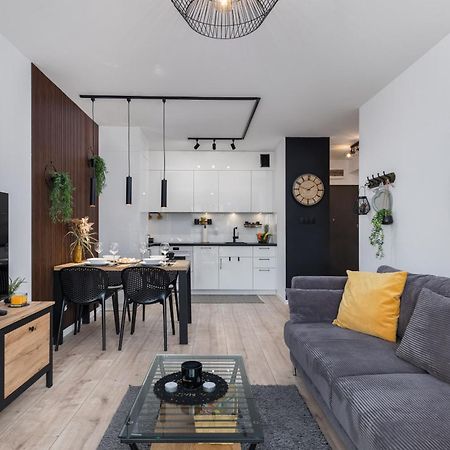 Dziwnow Luxurious Apartment No1 By The River By Renters Prestige Exteriör bild