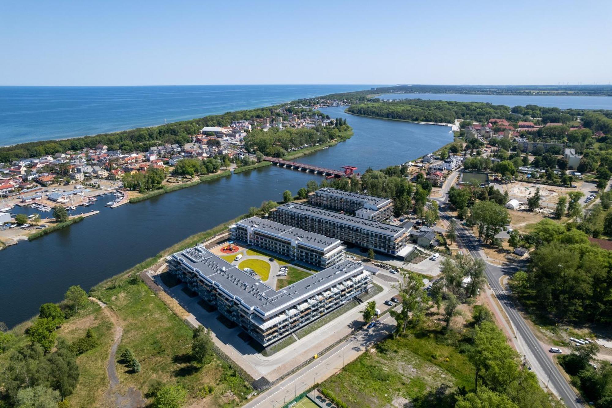 Dziwnow Luxurious Apartment No1 By The River By Renters Prestige Exteriör bild