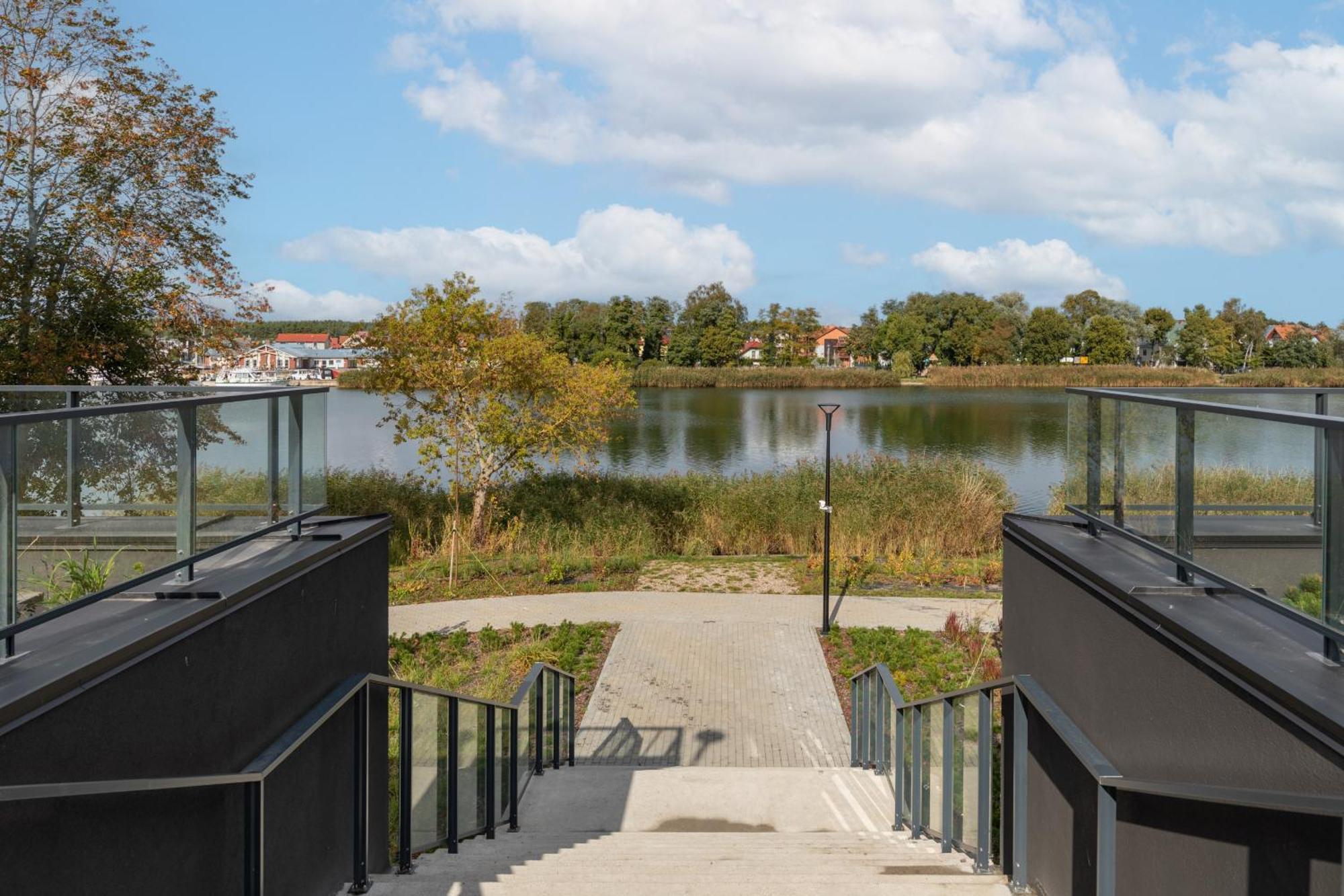 Dziwnow Luxurious Apartment No1 By The River By Renters Prestige Exteriör bild